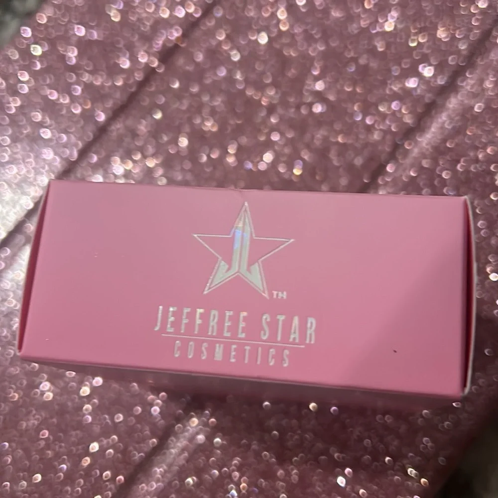 NIB Jeffree Star Cosmetics Magic Star Luminous Setting Powder in Banana JSC